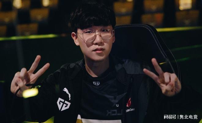 球员的犯规 球员的犯规